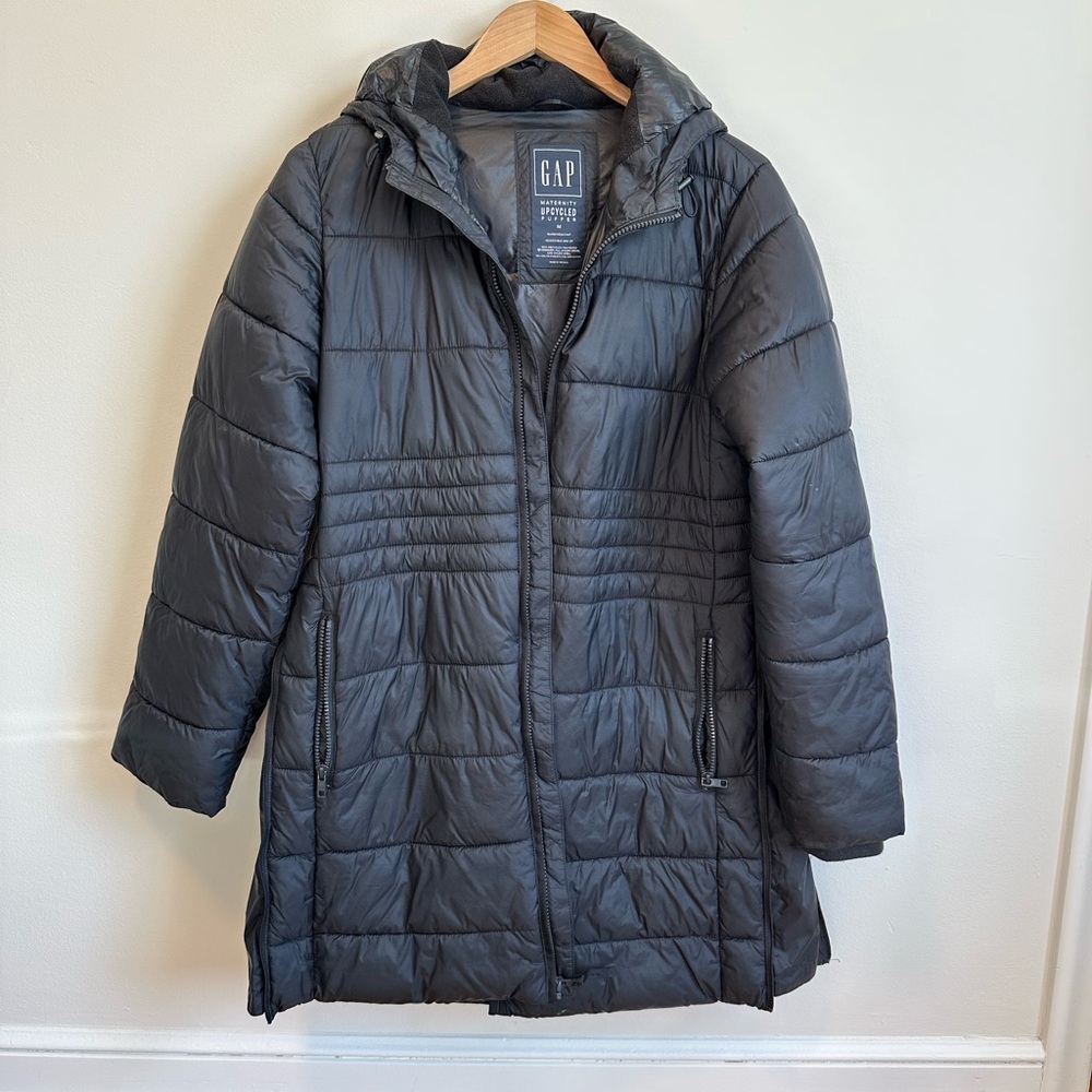 GAP Maternity Women's Black Puffer Jacket